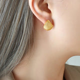 Shell studs