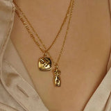 Silhouette necklace