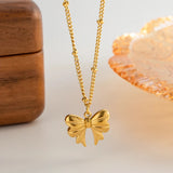 Bow necklace