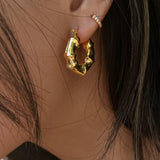 Liliana Hoops
